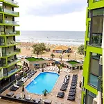 Medusa - & Pools Apartamento *