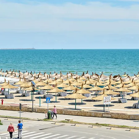 Medusa - & Pools * Mamaia
