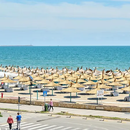 Medusa - & Pools * Mamaia